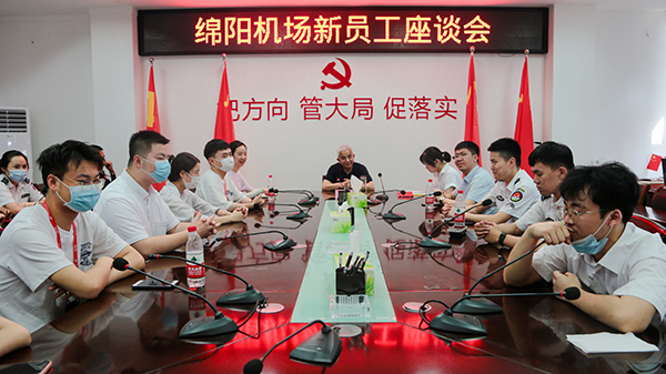 “助力鄉(xiāng)村振興，踐行艱苦奮斗” 將新員工黨性教育活動搬到對口幫扶村4.jpg